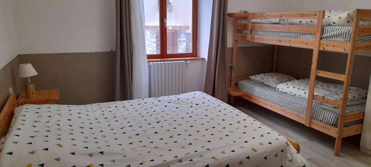 Chambre A Louer A La Nuitee Lanslebourg-Mont-Cenis Luaran gambar